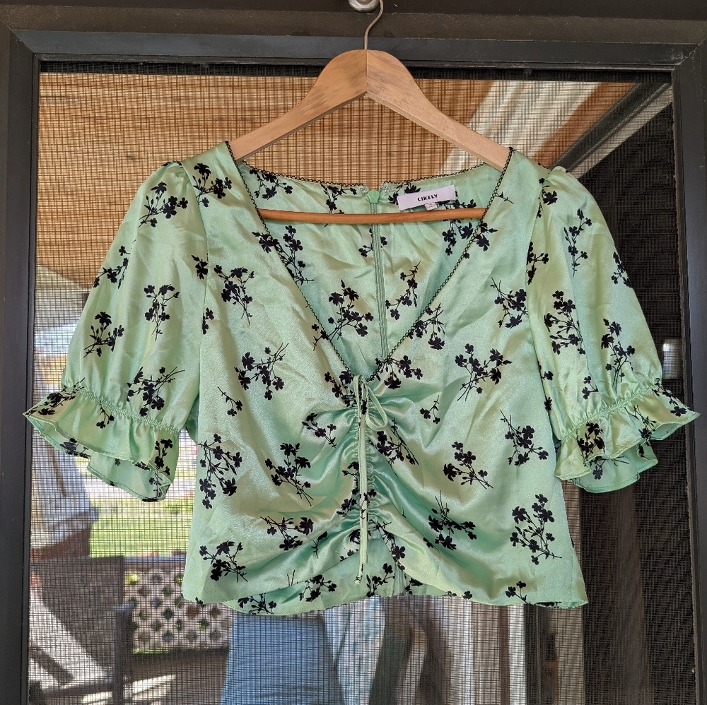 LIKELY Mint Green Floral Satin Ruched Blouse – Women’s Size 10 Cropped